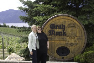 Mom and Dianne pose for the obligatory winery sign shot.